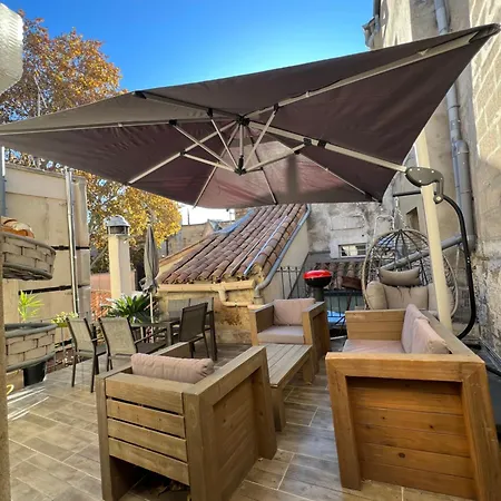Apartment Renove, Vue Sur Palais Des Papes, Terrasse Et Wifi Troisieme Etage *